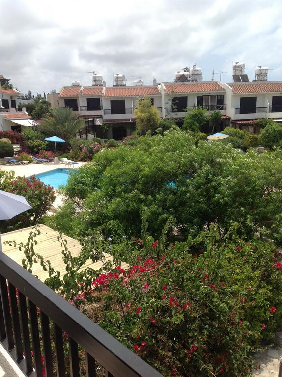 Paphos Townhouse Villa Exteriör bild